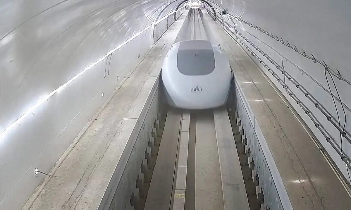 Maglev train china Reaches 1000 km/h: China Unveils Breakthrough in Transportation